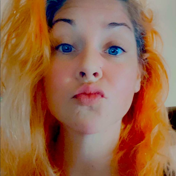 Meet your Posher, Katrina - Picture 1 of 1